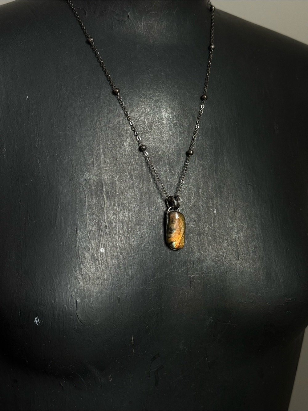 Labradorite mini layering necklace pendant crystal jewelry boho free people styl